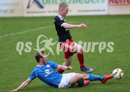 Fussball 2. KLasse A. Matrei 1b gegen SG Defreggental. Matthias Thomas Huter, (Matrei), Daniel Michael Monitzer  (Defreggental). Matrei, am 23.4.2016.
Foto: Kuess
---
pressefotos, pressefotografie, kuess, qs, qspictures, sport, bild, bilder, bilddatenbank