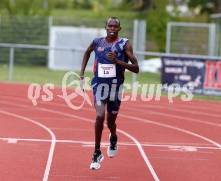 Leichtathletik. Edwin Kemboi. Klagenfurt, 26.4.2016.
Foto: Kuess
---
pressefotos, pressefotografie, kuess, qs, qspictures, sport, bild, bilder, bilddatenbank