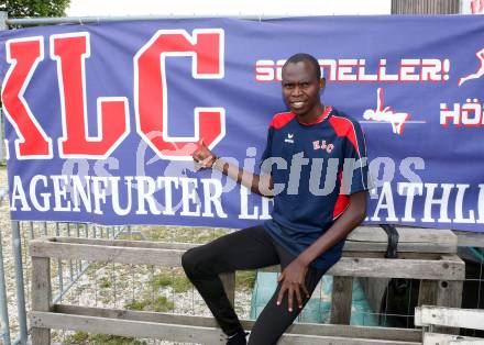 Leichtathletik. Edwin Kemboi. Klagenfurt, 26.4.2016.
Foto: Kuess
---
pressefotos, pressefotografie, kuess, qs, qspictures, sport, bild, bilder, bilddatenbank