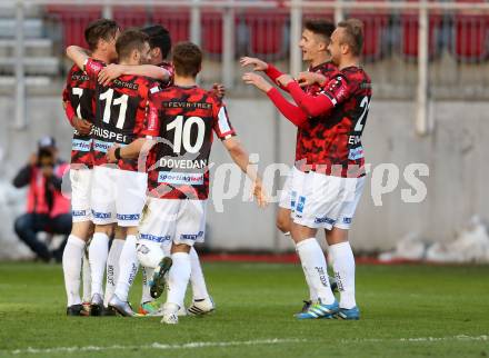 Fussball Sky Go Erste Liga. SK Austria KLagenfurt gegen LASK.  Torjubel De Lima Campos Maria Fabiano, Philipp Huspek, Rene Gartler, Nikola Dovedan  (LASK). KLagenfurt, am 29.4.2016. 
Foto: Kuess
---
pressefotos, pressefotografie, kuess, qs, qspictures, sport, bild, bilder, bilddatenbank