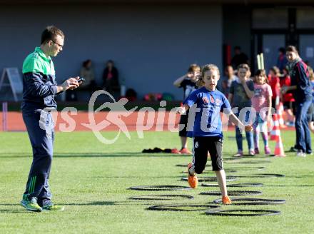 Leichtathletik. Kinder, Jugend. Klagenfurt, am 19.4.2016.
Foto: Kuess
---
pressefotos, pressefotografie, kuess, qs, qspictures, sport, bild, bilder, bilddatenbank