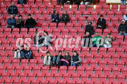 Fussball Sky Go Erste Liga. SK Austria KLagenfurt gegen LASK. Fans. KLagenfurt, am 29.4.2016. 
Foto: Kuess
---
pressefotos, pressefotografie, kuess, qs, qspictures, sport, bild, bilder, bilddatenbank