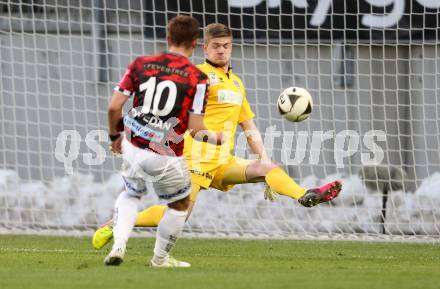 Fussball Sky Go Erste Liga. SK Austria KLagenfurt gegen LASK. Filip Dmitrovic,   (Klagenfurt), Nikola Dovedan (LASK). KLagenfurt, am 29.4.2016. 
Foto: Kuess
---
pressefotos, pressefotografie, kuess, qs, qspictures, sport, bild, bilder, bilddatenbank