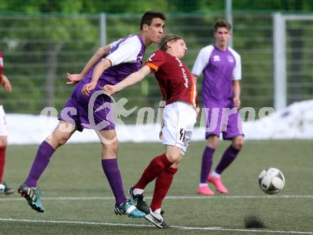 Fussball Unterliga Ost. SK Austria Klagenfurt Amateure gegen Ludmannsdorf.  Ambrozije Soldo, (Klagenfurt), Julian Hobel (Ludmannsdorf). Klagenfurt, am 30.4.2016.
Foto: Kuess
---
pressefotos, pressefotografie, kuess, qs, qspictures, sport, bild, bilder, bilddatenbank