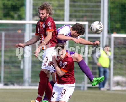 Fussball Unterliga Ost. SK Austria Klagenfurt Amateure gegen Ludmannsdorf.  Raphael Nageler, (Klagenfurt), Dejan Smeh, Michael Augustin Jakopitsch  (Ludmannsdorf). Klagenfurt, am 30.4.2016.
Foto: Kuess
---
pressefotos, pressefotografie, kuess, qs, qspictures, sport, bild, bilder, bilddatenbank