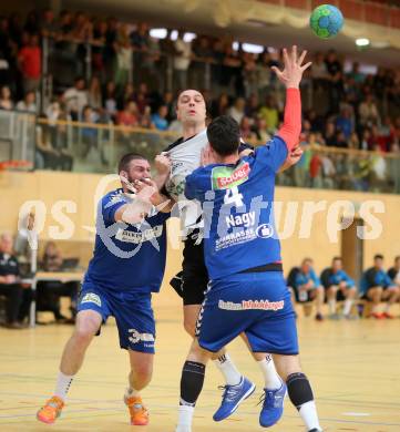 Handball Bundesliga. SC Ferlach gegen St. Poelten. Risto Arnaudovski,  (Ferlach), Goran Vuksa, Andras Nagy (St. Poelten). Ferlach, am 5.5.2016.
Foto: Kuess 
---
pressefotos, pressefotografie, kuess, qs, qspictures, sport, bild, bilder, bilddatenbank