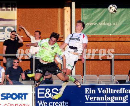 Fussball Kaerntner Liga. SAK gegen Kuehnsdorf. Dino Musija,  (SAK),  Paul Armin Uster (Kuehnsdorf). Welzenegg, am 16.5.2016.
Foto: Kuess




---
pressefotos, pressefotografie, kuess, qs, qspictures, sport, bild, bilder, bilddatenbank