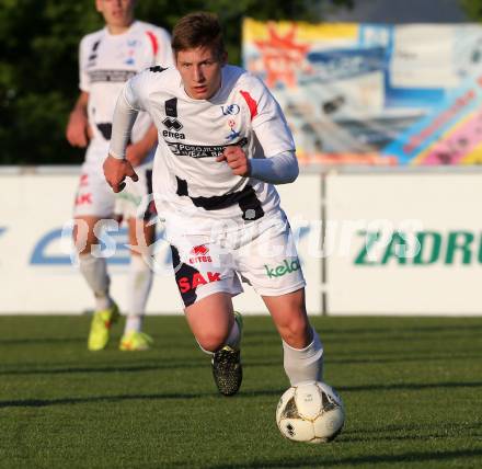 Fussball Kaerntner Liga. SAK gegen Kuehnsdorf. Dino Musija (SAK). Welzenegg, am 16.5.2016.
Foto: Kuess




---
pressefotos, pressefotografie, kuess, qs, qspictures, sport, bild, bilder, bilddatenbank