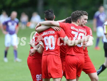 Fussball Kaerntner Liga. ATUS Ferlach gegen Globasnitz. Torjubel Ferlach. Ferlach, am 7.5.2016.
Foto: Kuess
---
pressefotos, pressefotografie, kuess, qs, qspictures, sport, bild, bilder, bilddatenbank