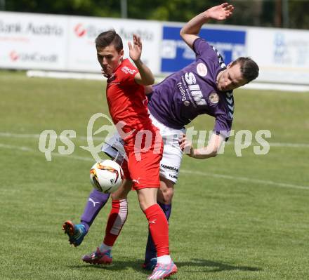 Fussball Kaerntner Liga. ATUS Ferlach gegen Globasnitz. Dominik Mak,  (Ferlach), Mario Hutter (Globasnitz). Ferlach, am 7.5.2016.
Foto: Kuess
---
pressefotos, pressefotografie, kuess, qs, qspictures, sport, bild, bilder, bilddatenbank