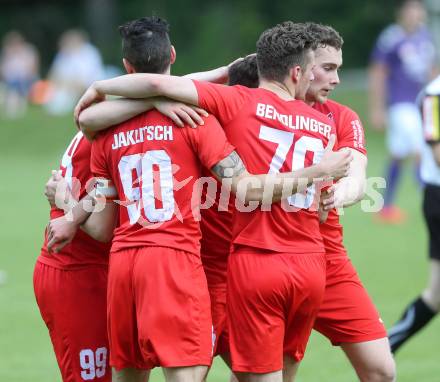 Fussball Kaerntner Liga. ATUS Ferlach gegen Globasnitz. Torjubel Ferlach. Ferlach, am 7.5.2016.
Foto: Kuess
---
pressefotos, pressefotografie, kuess, qs, qspictures, sport, bild, bilder, bilddatenbank