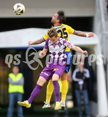 Fussball Sky Go Erste Liga. SK Austria Klagenfurt gegen St. Poelten.  Fabian Miesenboeck, (Klagenfurt), Andreas Dober  (St. Poelten). Klagenfurt, am 10.5.2016.
Foto: kuess
---
pressefotos, pressefotografie, kuess, qs, qspictures, sport, bild, bilder, bilddatenbank