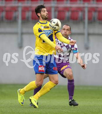 Fussball Sky Go Erste Liga. SK Austria Klagenfurt gegen St. Poelten.  Christian Prawda, (Klagenfurt), Daniel Lucas Segovia  (St. Poelten). Klagenfurt, am 10.5.2016.
Foto: Kuess
---
pressefotos, pressefotografie, kuess, qs, qspictures, sport, bild, bilder, bilddatenbank