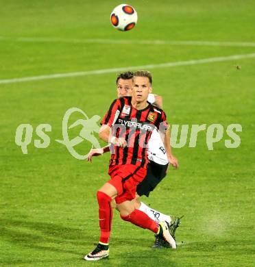 Fussball tipico Bundesliga. RZ Pellets WAC gegen FC Admira Wacker Moedling. Dario Baldauf (WAC), Christoph Monschein (Moedling). Lavanttal Arena Wolfsberg, am 11.5.2016.
Foto: Kuess
---
pressefotos, pressefotografie, kuess, qs, qspictures, sport, bild, bilder, bilddatenbank