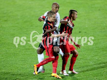 Fussball tipico Bundesliga. RZ Pellets WAC gegen FC Admira Wacker Moedling. De Oliveira Silvio Carlos, (WAC), Markus Blutsch, Srdan Spiridonovic  (Moedling). Lavanttal Arena Wolfsberg, am 11.5.2016.
Foto: Kuess
---
pressefotos, pressefotografie, kuess, qs, qspictures, sport, bild, bilder, bilddatenbank