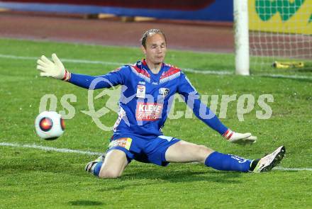 Fussball tipico Bundesliga. RZ Pellets WAC gegen FC Admira Wacker Moedling. Alexander Kofler (WAC). Lavanttal Arena Wolfsberg, am 11.5.2016.
Foto: Kuess
---
pressefotos, pressefotografie, kuess, qs, qspictures, sport, bild, bilder, bilddatenbank