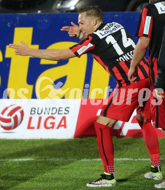 Fussball tipico Bundesliga. RZ Pellets WAC gegen FC Admira Wacker Moedling. Torjubel Christoph Monschein (Moedling). Lavanttal Arena Wolfsberg, am 11.5.2016.
Foto: Kuess
---
pressefotos, pressefotografie, kuess, qs, qspictures, sport, bild, bilder, bilddatenbank