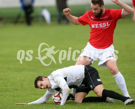 Fussball Kaerntner Liga. Kuehnsdorf gegen Gmuend. Lucas Henrique Marques,  (Kuehnsdorf), Udo Gasser (Gmuend). Kuehnsdorf, am 14.5.2016.
Foto: Kuess
---
pressefotos, pressefotografie, kuess, qs, qspictures, sport, bild, bilder, bilddatenbank