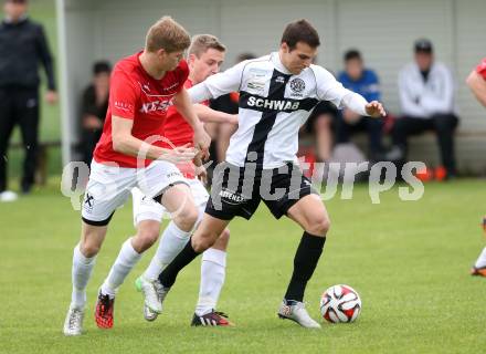 Fussball Kaerntner Liga. Kuehnsdorf gegen Gmuend. Lucas Henrique Marques,  (Kuehnsdorf), Domenik Steiner (Gmuend). Kuehnsdorf, am 14.5.2016.
Foto: Kuess
---
pressefotos, pressefotografie, kuess, qs, qspictures, sport, bild, bilder, bilddatenbank