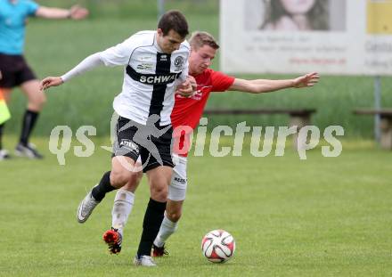 Fussball Kaerntner Liga. Kuehnsdorf gegen Gmuend. Lucas Henrique Marques, (Kuehnsdorf), Thomas Klingbacher (Gmuend). Kuehnsdorf, am 14.5.2016.
Foto: Kuess
---
pressefotos, pressefotografie, kuess, qs, qspictures, sport, bild, bilder, bilddatenbank