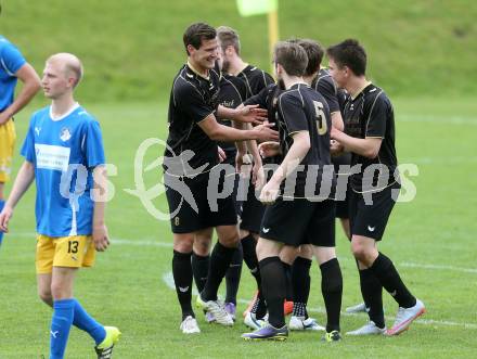 Fussball Kaerntner Liga. Koettmannsdorf gegen Bleiburg. Torjubel Koettmannsdorf. Koettmannsdorf, am 15.5.2016.
Foto: Kuess
---
pressefotos, pressefotografie, kuess, qs, qspictures, sport, bild, bilder, bilddatenbank