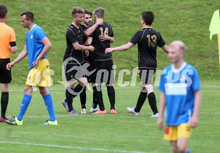 Fussball Kaerntner Liga. Koettmannsdorf gegen Bleiburg. Torjubel Koettmannsdorf. Koettmannsdorf, am 15.5.2016.
Foto: Kuess
---
pressefotos, pressefotografie, kuess, qs, qspictures, sport, bild, bilder, bilddatenbank