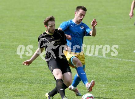 Fussball Kaerntner Liga. Koettmannsdorf gegen Bleiburg. Christoph Hubert Habith,  (Koettmannsdorf), Milan Dajic (Bleiburg). Koettmannsdorf, am 15.5.2016.
Foto: Kuess
---
pressefotos, pressefotografie, kuess, qs, qspictures, sport, bild, bilder, bilddatenbank