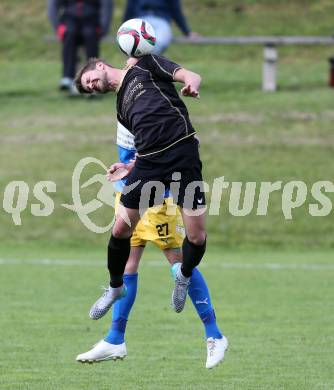 Fussball Kaerntner Liga. Koettmannsdorf gegen Bleiburg. Daniel Globotschnig (Koettmannsdorf), Patrick Paul Oswaldi  (Bleiburg). Koettmannsdorf, am 15.5.2016.
Foto: Kuess
---
pressefotos, pressefotografie, kuess, qs, qspictures, sport, bild, bilder, bilddatenbank