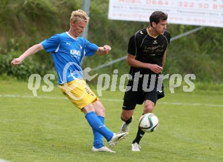 Fussball Kaerntner Liga. Koettmannsdorf gegen Bleiburg. Christoph Pibal,  (Koettmannsdorf), Rene Partl (Bleiburg). Koettmannsdorf, am 15.5.2016.
Foto: Kuess
---
pressefotos, pressefotografie, kuess, qs, qspictures, sport, bild, bilder, bilddatenbank