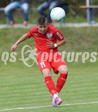 Fussball Kaerntner Liga. ATUS Ferlach gegen Treibach. Dominik Mak (Ferlach). Ferlach, am 20.5.2016.
Foto: Kuess
---
pressefotos, pressefotografie, kuess, qs, qspictures, sport, bild, bilder, bilddatenbank