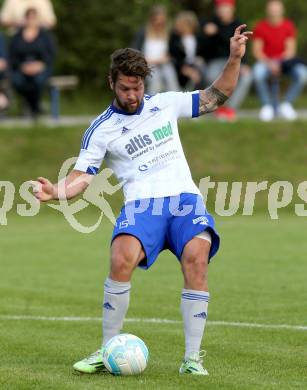 Fussball Kaerntner Liga. ATUS Ferlach gegen Treibach. Florian Hausdorfer (Treibach). Ferlach, am 20.5.2016.
Foto: Kuess
---
pressefotos, pressefotografie, kuess, qs, qspictures, sport, bild, bilder, bilddatenbank