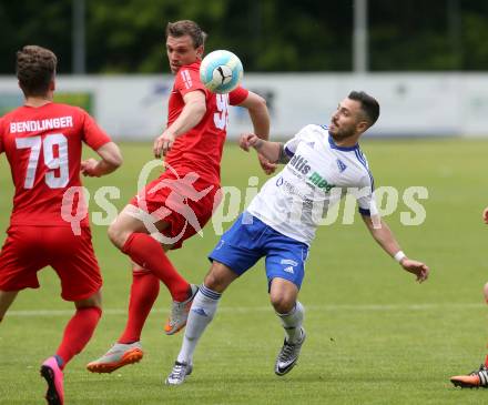 Fussball Kaerntner Liga. ATUS Ferlach gegen Treibach. Saverio Amoroso, (Ferlach), Yosifov Svetlozar Angelov (Treibach). Ferlach, am 20.5.2016.
Foto: Kuess
---
pressefotos, pressefotografie, kuess, qs, qspictures, sport, bild, bilder, bilddatenbank