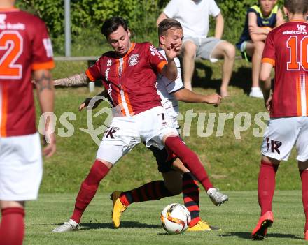 Fussball Unterliga Ost. Ludmannsdorf gegen Poggersdorf. Fabio Csyz, (Ludmannsdorf), Andreas Karpf (Poggersdorf). Ludmannsdorf, am 22.5.2016.
Foto: Kuess
---
pressefotos, pressefotografie, kuess, qs, qspictures, sport, bild, bilder, bilddatenbank