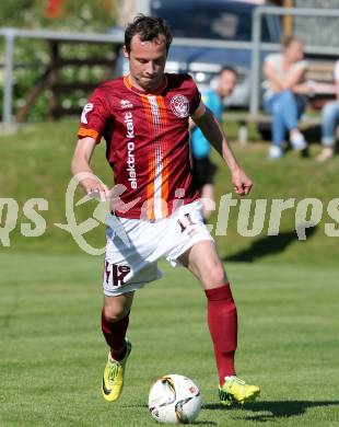 Fussball Unterliga Ost. Ludmannsdorf gegen Poggersdorf. Michael Sablatnik (Ludmannsdorf). Ludmannsdorf, am 22.5.2016.
Foto: Kuess
---
pressefotos, pressefotografie, kuess, qs, qspictures, sport, bild, bilder, bilddatenbank