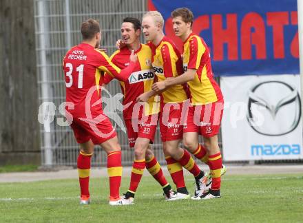 Fussball Kaerntner Liga. ATSV Wolfsberg gegen ATUS Ferlach. Torjubel Marcel Maximilian Stoni, Patrick Pfennich, Thomas Heine, Miha Robic (Wolfsberg). Wolfsberg, am 25.5.2016.
Foto: Kuess
---
pressefotos, pressefotografie, kuess, qs, qspictures, sport, bild, bilder, bilddatenbank