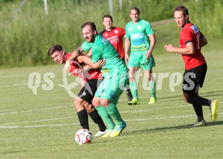 Fussball. Kaerntner Liga. Maria Saal gegen Lendorf. Johannes Georg Zebedin (Maria Saal), Andreas Marco Allmayer (Lendorf). Maria Saal, 28.5.2016.
Foto: Kuess
---
pressefotos, pressefotografie, kuess, qs, qspictures, sport, bild, bilder, bilddatenbank