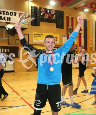 Handball Bundesliga. SC Ferlach gegen HSG Holding Graz. Jubel Izudin Mujanovic (Ferlach). Ferlach, am 29.5.2016.
Foto: Kuess
---
pressefotos, pressefotografie, kuess, qs, qspictures, sport, bild, bilder, bilddatenbank