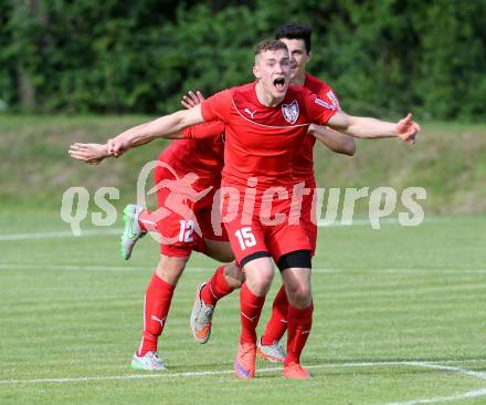 Fussball Kaerntner Liga. ATUS Ferlach gegen Feldkirchen. Torjubel Martin Posratschnig (Ferlach). Ferlach, am 4.6.2016.
Foto: Kuess
---
pressefotos, pressefotografie, kuess, qs, qspictures, sport, bild, bilder, bilddatenbank