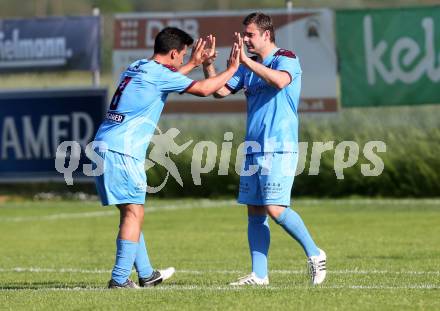 Fussball Unterliga Ost. Woelfnitz gegen Ludmannsdorf. Torjubel Michael Schneider, Guenther Zussner (Woelfnitz). Woelfnitz, am 28.5.2016.
Foto: Kuess
---
pressefotos, pressefotografie, kuess, qs, qspictures, sport, bild, bilder, bilddatenbank