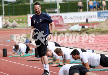 Fusball Bundesliga. Trainingsauftakt WAC.  Co Trainer Christian Ilzer. Wolfsberg, am 14.6.2016.
Foto: Kuess
---
pressefotos, pressefotografie, kuess, qs, qspictures, sport, bild, bilder, bilddatenbank