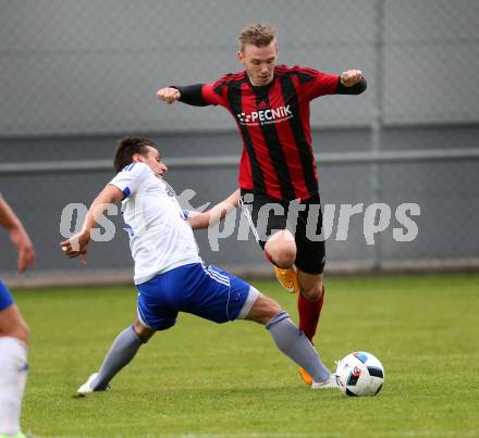 Fussball KFV Cup. Finale. St. Jakob im Rosental gegen Treibach. Thomas Ogradnig,  (St. Jakob), Andreas Wolfger (Treibach). St. Jakob, am 15.6.2016.
Foto: Kuess
---
pressefotos, pressefotografie, kuess, qs, qspictures, sport, bild, bilder, bilddatenbank