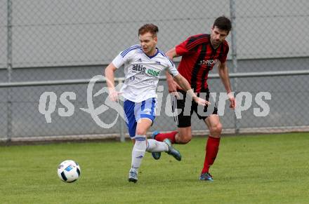 Fussball KFV Cup. Finale. St. Jakob im Rosental gegen Treibach. Petar Stojnic, (St. Jakob), Heiko Norbert Springer  (Treibach). St. Jakob, am 15.6.2016.
Foto: Kuess
---
pressefotos, pressefotografie, kuess, qs, qspictures, sport, bild, bilder, bilddatenbank