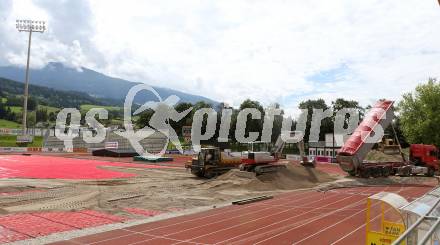 Fusball Bundesliga. Trainingsauftakt WAC. Umbau der Lavanttal Arena. Wolfsberg, am 14.6.2016.
Foto: Kuess
---
pressefotos, pressefotografie, kuess, qs, qspictures, sport, bild, bilder, bilddatenbank