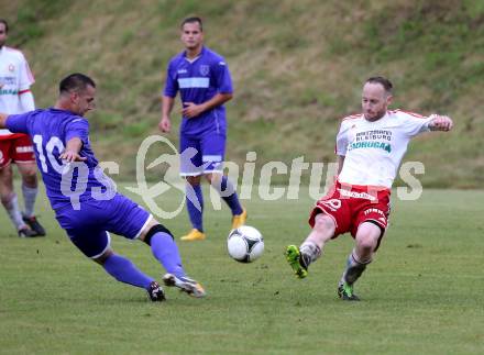 Fussball Unterliga Ost. POggersdorf gegen St. Michael/Bleiburg. Blaz Brezovacki, (Poggersdorf), Uros Roser  (St. Michael). Poggersdorf, am 19.6.2016.
Foto: Kuess
---
pressefotos, pressefotografie, kuess, qs, qspictures, sport, bild, bilder, bilddatenbank