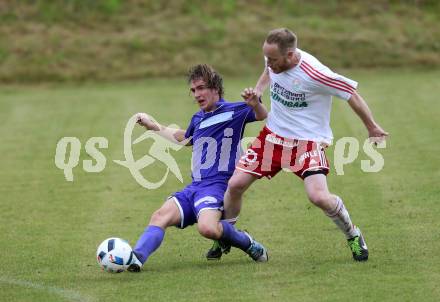 Fussball Unterliga Ost. POggersdorf gegen St. Michael/Bleiburg. Mario Filippitsch,  (Poggersdorf), Uros Roser (St. Michael). Poggersdorf, am 19.6.2016.
Foto: Kuess
---
pressefotos, pressefotografie, kuess, qs, qspictures, sport, bild, bilder, bilddatenbank