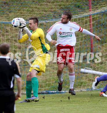 Fussball Unterliga Ost. POggersdorf gegen St. Michael/Bleiburg. Werner Ambrosch,   (Poggersdorf), Guenther Feimuth (St. Michael). Poggersdorf, am 19.6.2016.
Foto: Kuess
---
pressefotos, pressefotografie, kuess, qs, qspictures, sport, bild, bilder, bilddatenbank