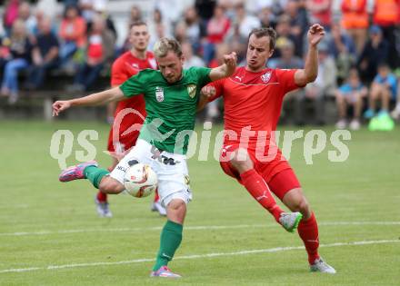 Fussball OEFB Cup. 1. Runde. ATUS Ferlach gegen Austria Lustenau. Alexander Krainer,  (Ferlach),  Julian Klaus Wiessmeier (Lustenau). Ferlach, am 16.7.2016.
Foto: Kuess
---
pressefotos, pressefotografie, kuess, qs, qspictures, sport, bild, bilder, bilddatenbank