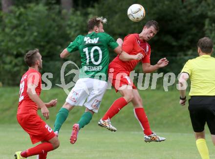 Fussball OEFB Cup. 1. Runde. ATUS Ferlach gegen Austria Lustenau. Lukas Jaklitsch, (Ferlach), Julian Klaus Wiessmeier   (Lustenau). Ferlach, am 16.7.2016.
Foto: Kuess
---
pressefotos, pressefotografie, kuess, qs, qspictures, sport, bild, bilder, bilddatenbank