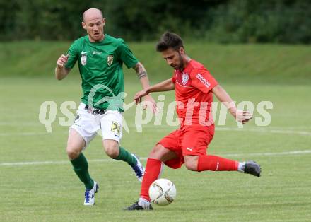 Fussball OEFB Cup. 1. Runde. ATUS Ferlach gegen Austria Lustenau. Abian Jose Serrano Davila,  (Ferlach), Mario Bolter  (Lustenau). Ferlach, am 16.7.2016.
Foto: Kuess
---
pressefotos, pressefotografie, kuess, qs, qspictures, sport, bild, bilder, bilddatenbank