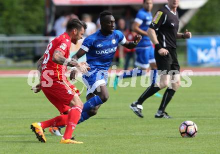 Fussball. Freundschaftsspiel. Udinese Calcio (IT) gegen Union Berlin (DE). Seko Mohamed Fofana (Udinese Calcio),  Christopher Trimmel (Union Berlin). Villach, 17.7.2016.
Foto: Kuess
---
pressefotos, pressefotografie, kuess, qs, qspictures, sport, bild, bilder, bilddatenbank